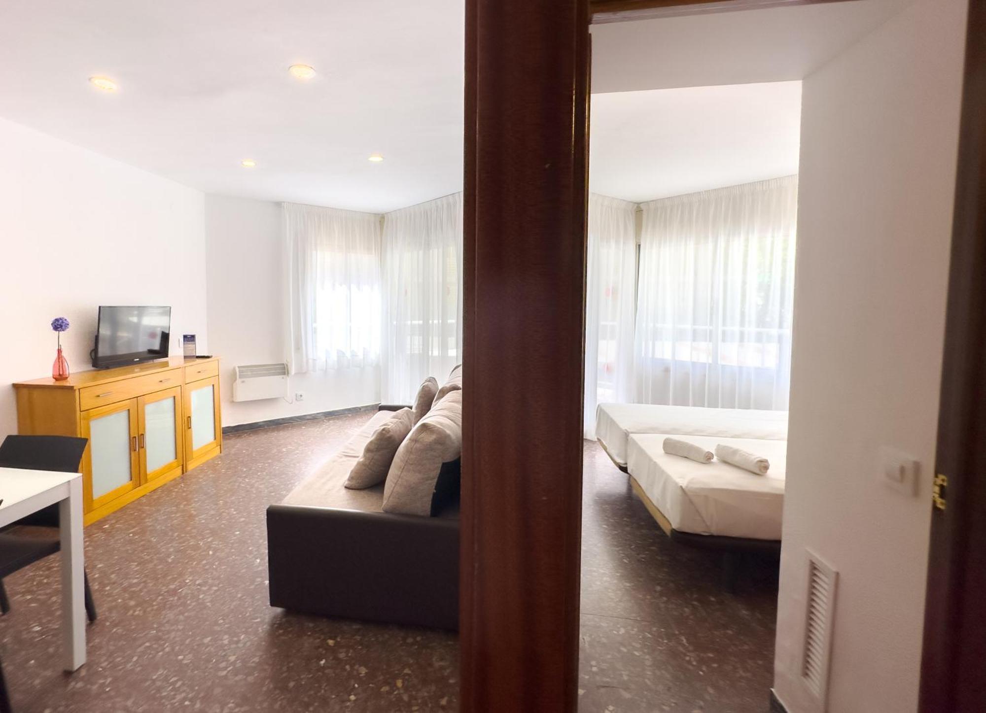 Rentalmar Atlantida Apartamentos Salou Bagian luar foto